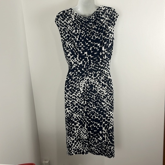 Lauren Ralph Lauren Navy and White Sleeveless Dress - Picture 8 of 8